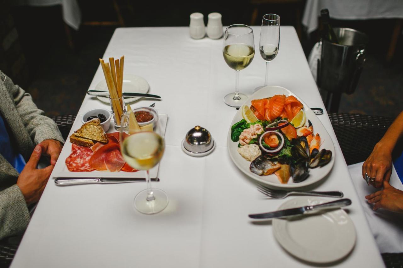 Bushmills Inn Hotel & Restaurant Esterno foto