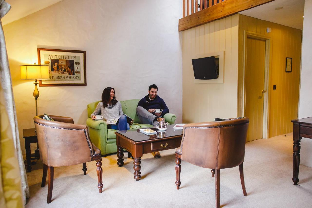 Bushmills Inn Hotel & Restaurant Esterno foto